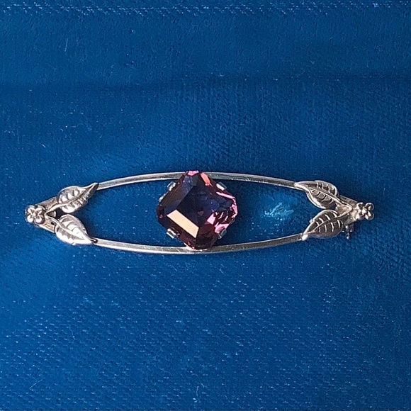 Antique sterling silver Scottish amethyst brooch - Picture 5 of 6